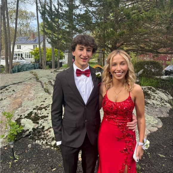 Black Dress - Picture 5 of 6